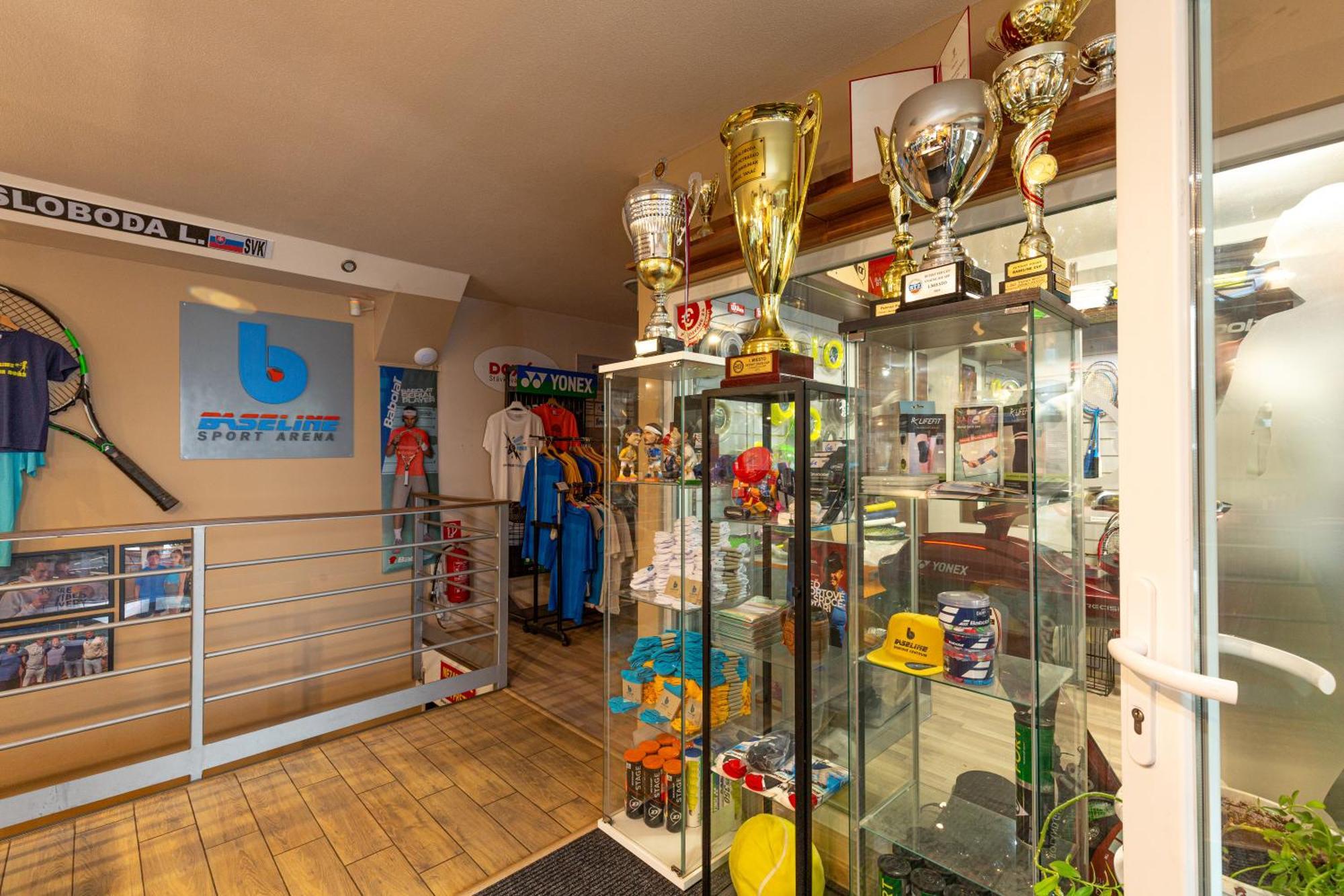 Baseline Sportovy Areal & Penzion Banská Bystrica Esterno foto